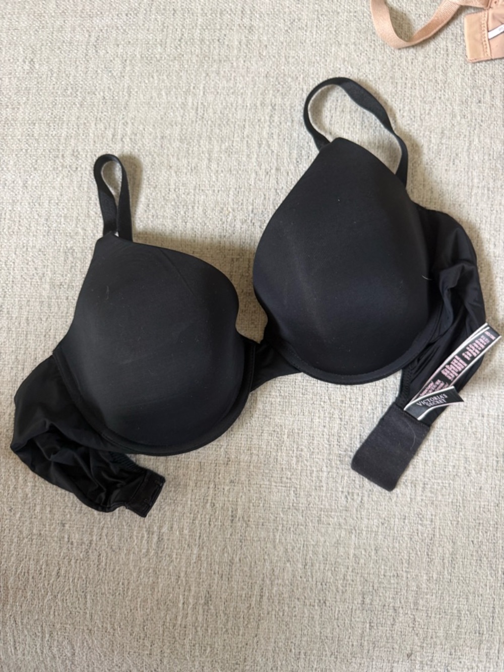 Victoria’s Secret Demi Lightly Padded T shirt Bra